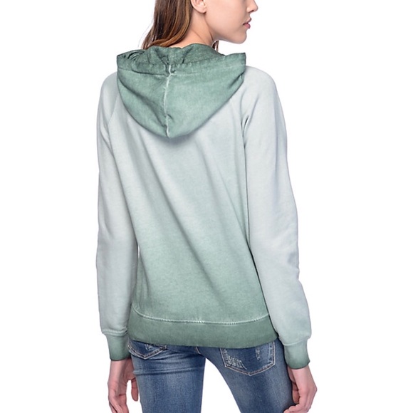 green pigment spray dyed hoodie - Picture 6 of 7